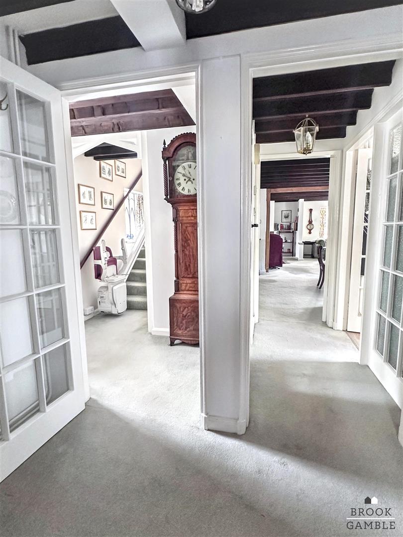 3 Bedroom House. Church Lane in Eastbourne, 16